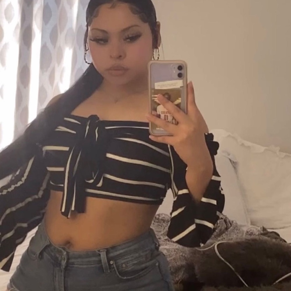 Meet your Posher, Anaela